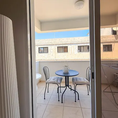 Emerald Sea Retreat 2 Min From Mackenzie And Airport Apartamento *